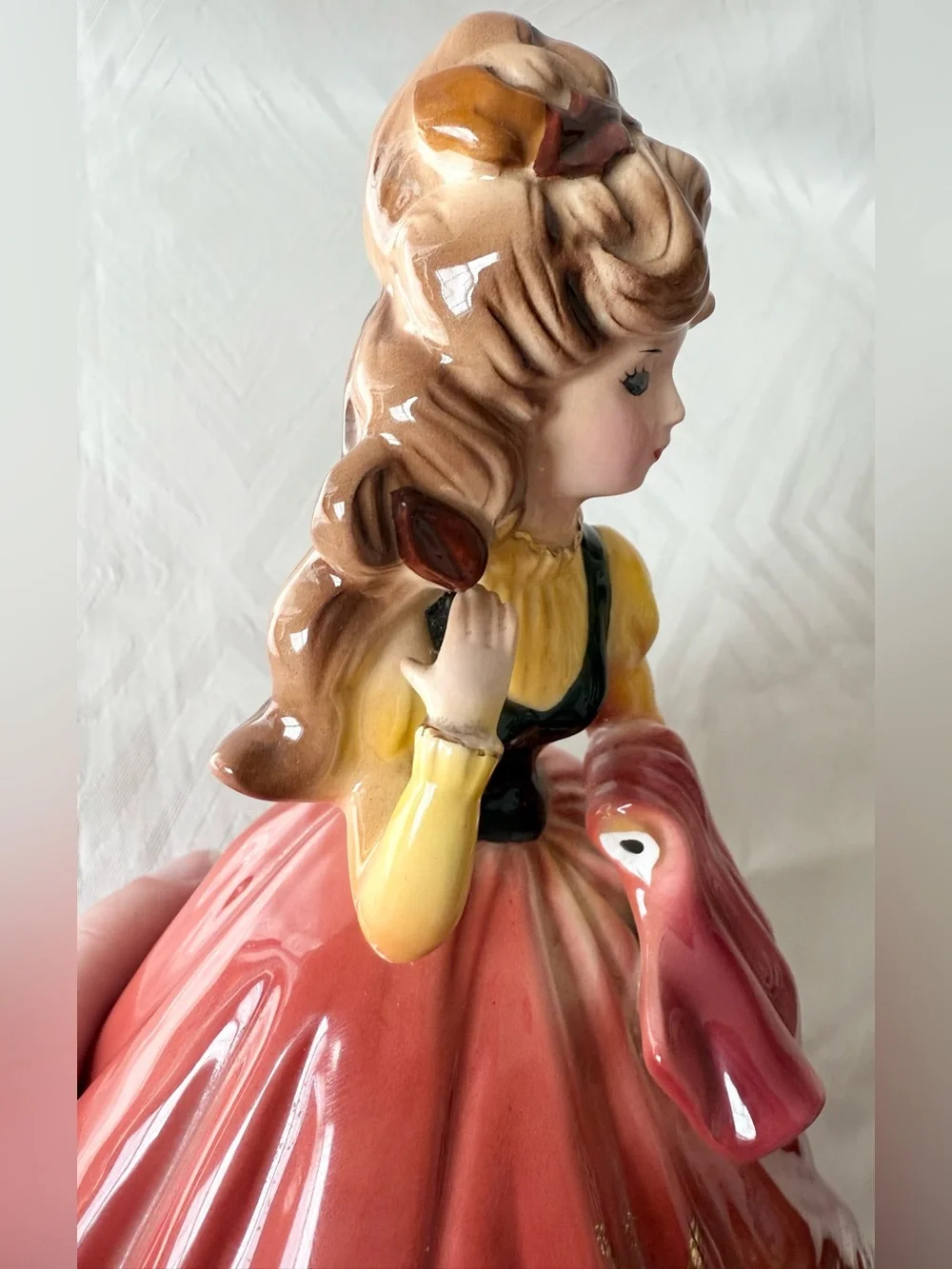 Josef Originals beautiful figurine